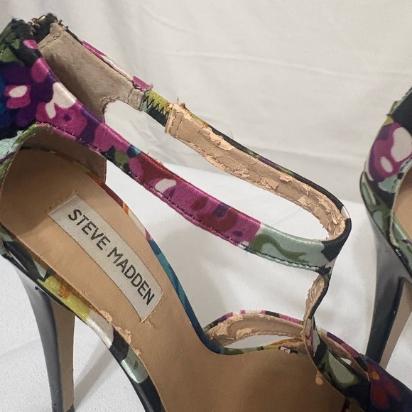 Steve Madden Multicolor Floral Heels - Picture 3 of 6
